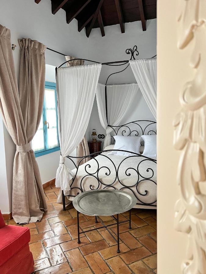 Hostal Servilia Carmona Kültér fotó