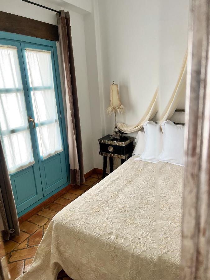 Hostal Servilia Carmona Kültér fotó