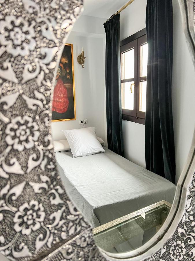 Hostal Servilia Carmona Kültér fotó