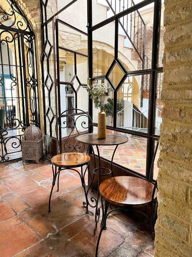 Hostal Servilia Carmona Kültér fotó